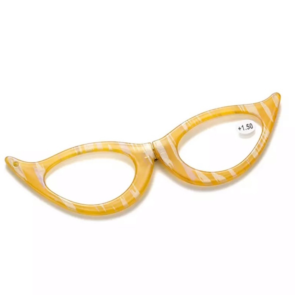 Cat Eye Necklace Retro Eyeglasses yellow colored.NWT
